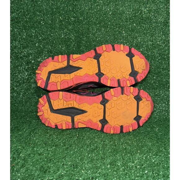 New Balance 410v6 Trail Shoe Women Size 8 Black Pink All Terrain Running Trainer - Picture 8 of 9